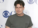Charlie Sheen: Hält sich für „polyamorös“